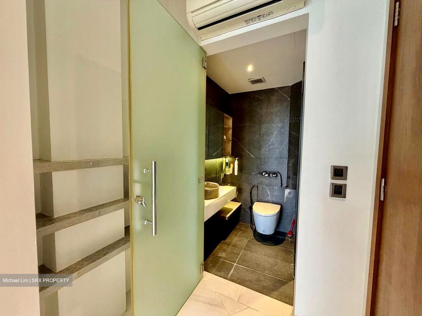 Devonshire 12 (D9), Apartment #516971291